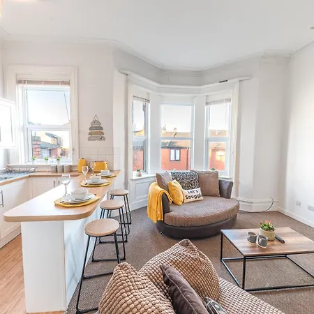 Lägenhet Spacious 3 Bedroom Flat *