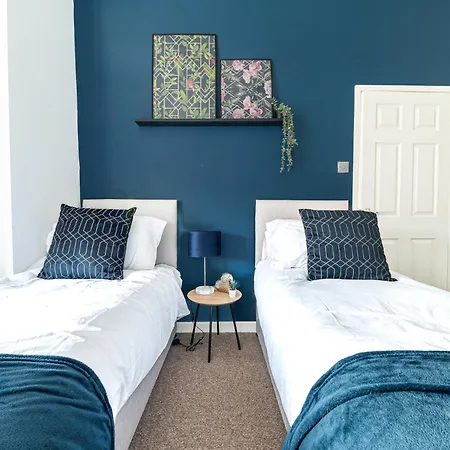 Spacious 3 Bedroom Flat * Barrow-in-Furness